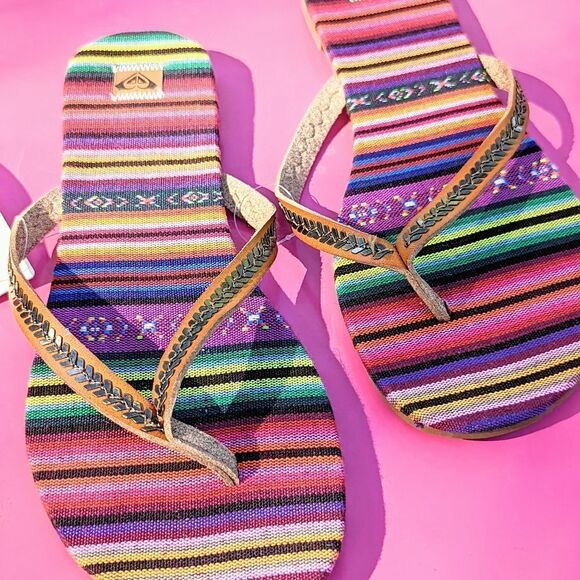 NWT Roxy Flip-Flops Sandals Size 10 Pink Boho Stripes Sandals - Picture 10 of 10